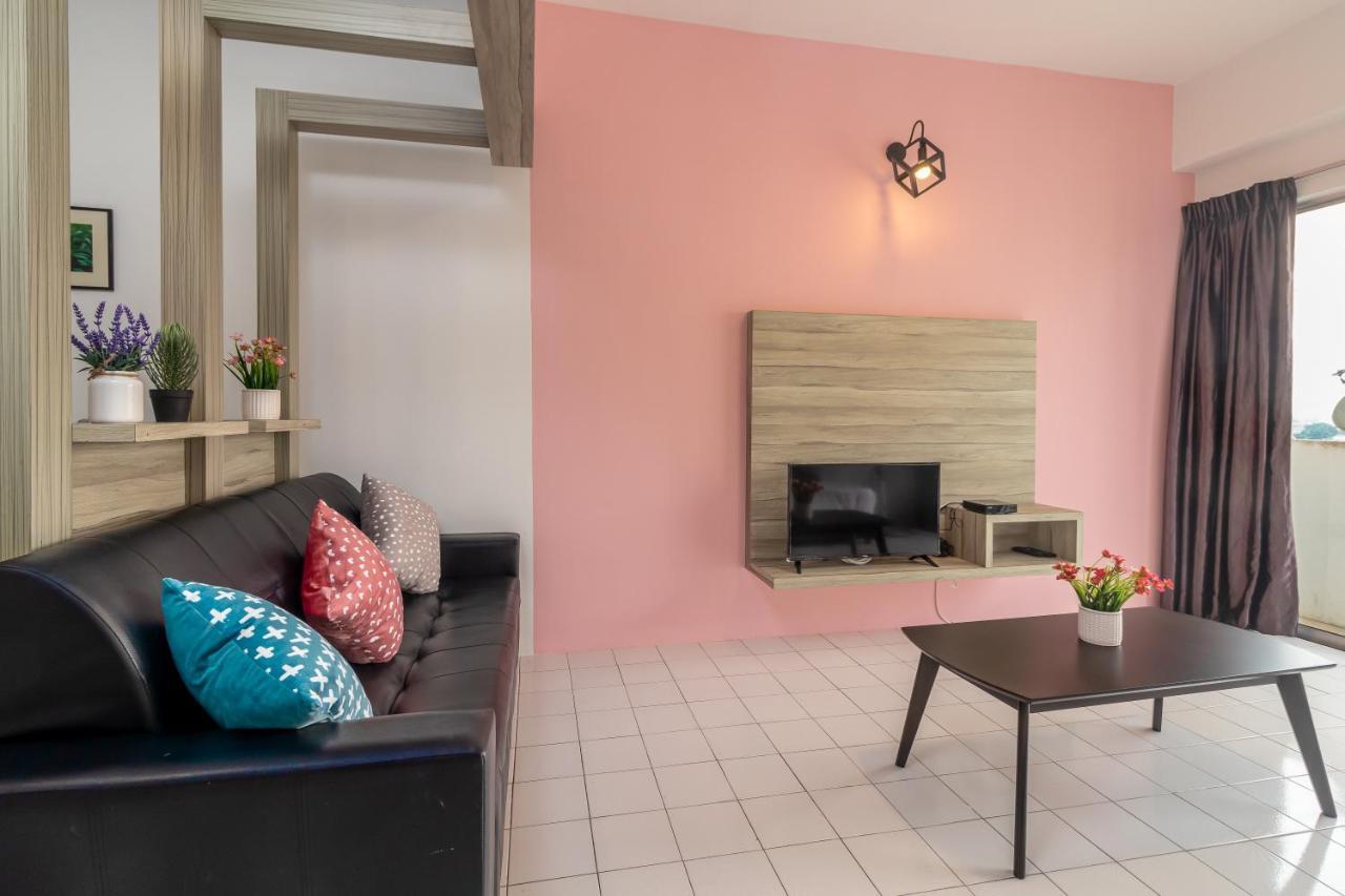 Condo At Melaka Raya By Idealhub エクステリア 写真